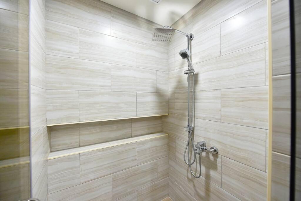 Apartment Brand New 1 Bed In A Luxury Tower In Jlt, Hfz *